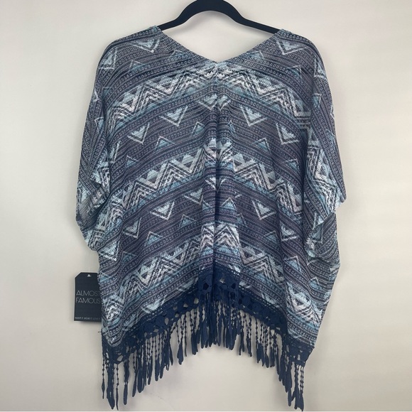 Almost Famous Fringed Crochet Crop Pancho Style Top Size Medium - Picture 4 of 4